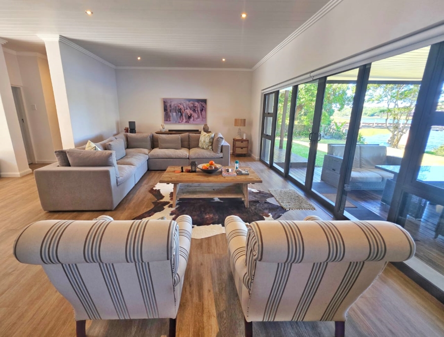 5 Bedroom Property for Sale in Wilderness Central Western Cape